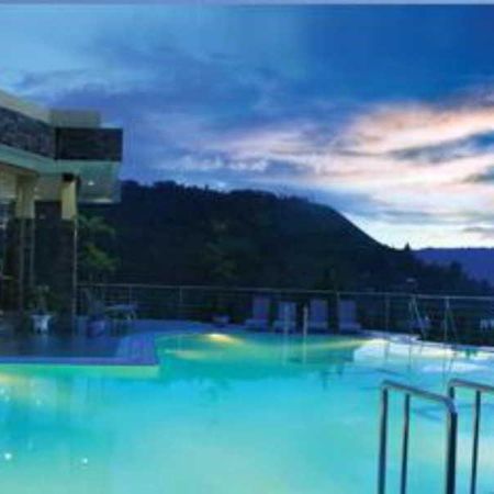 Danau Toba International Cottage Parapat Luaran gambar